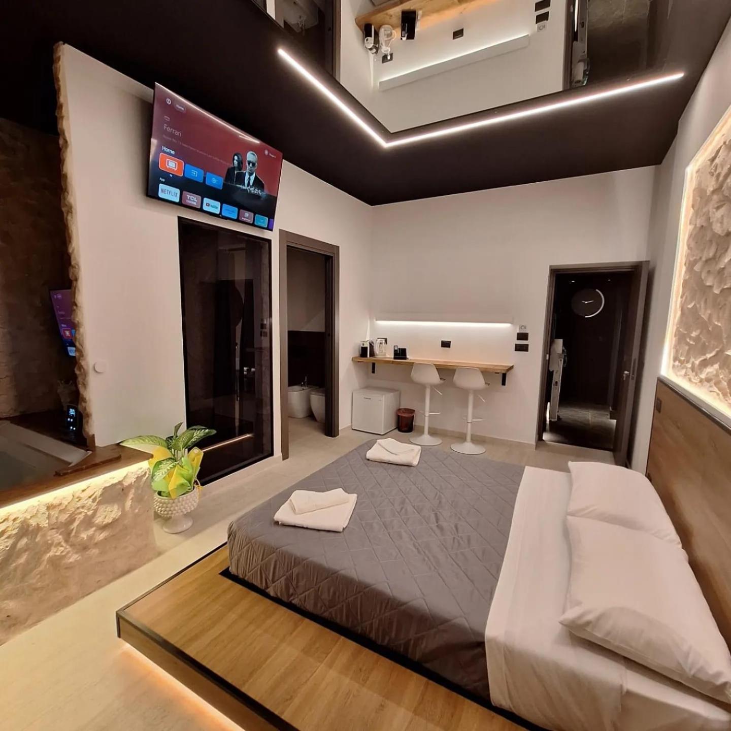 Dark & Light & Luxury Catania